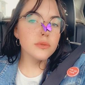 Meet your Posher, Xena